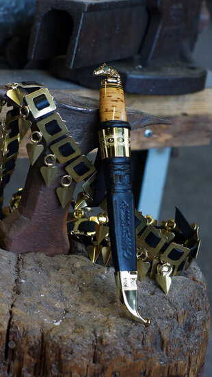 Kauhava Horse Head and the Helavyö, black/brass