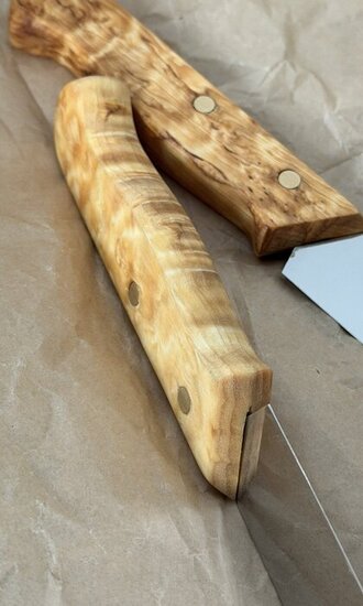 Lihaveitsi visakoivukahvalla